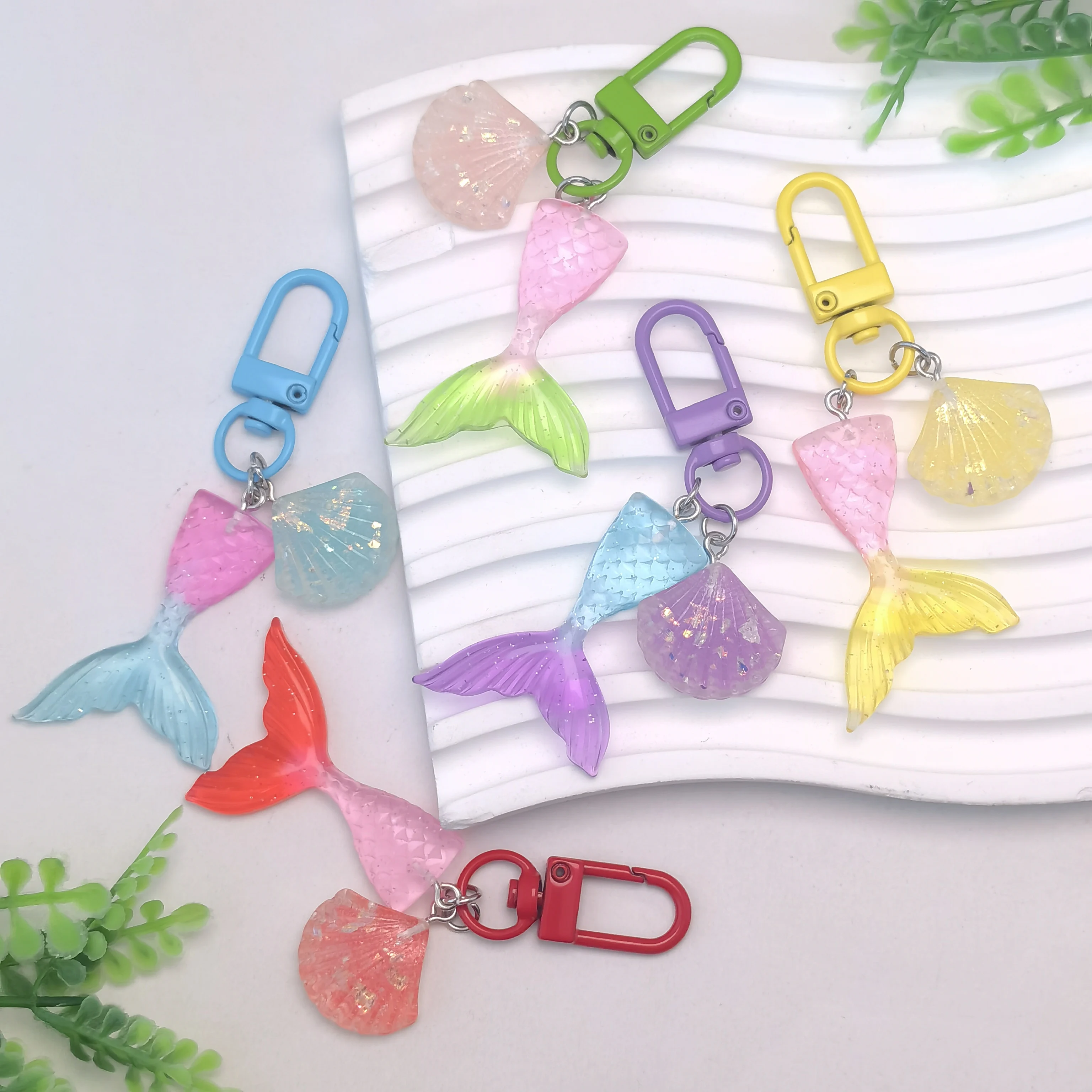 Colorful Resin Fish Whale Keychain Shell Key Ring Pendants for Women Girls Handbag Decor DIY Kid's Jewelry Gifts