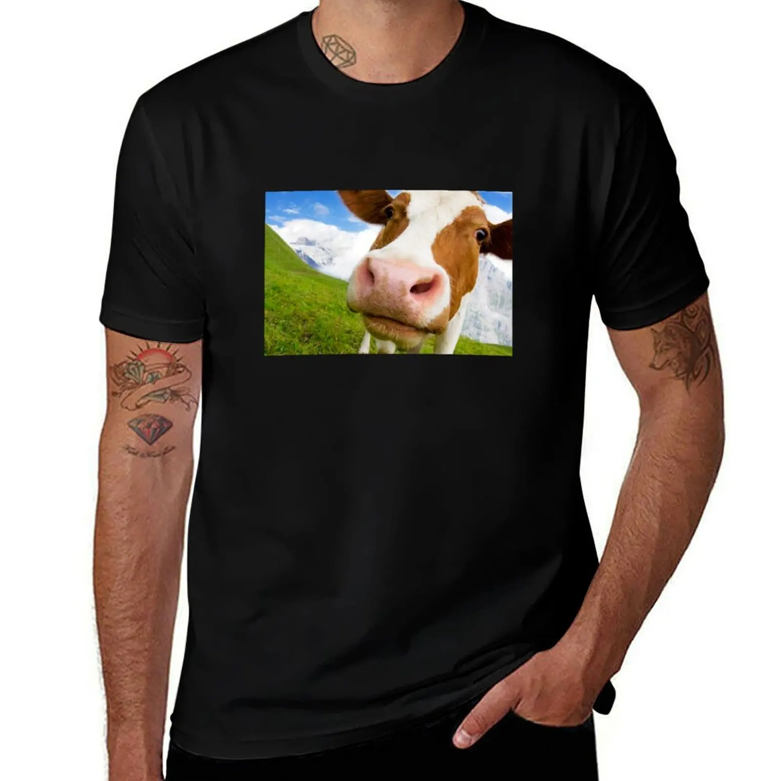 

Swiss cow with big nose, wide angle shot T-Shirt Large Size Basic Casual T-Shirt