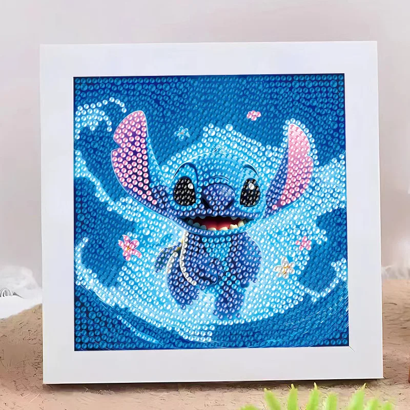 18x18cm With White Frame 5D Full Round Drill Diamond Painting Kit Cute Big Ears Blue Alien Pet Reading Book Little Green Compani view 2