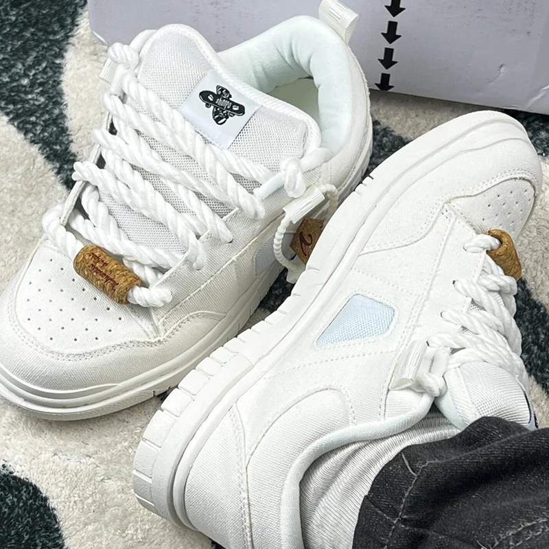 Winter Trendy White Sneakers with Thick Soles, Large Size Shoes, Men's Casual Shoes, Versatile Casual Sneakers, Unisex Style