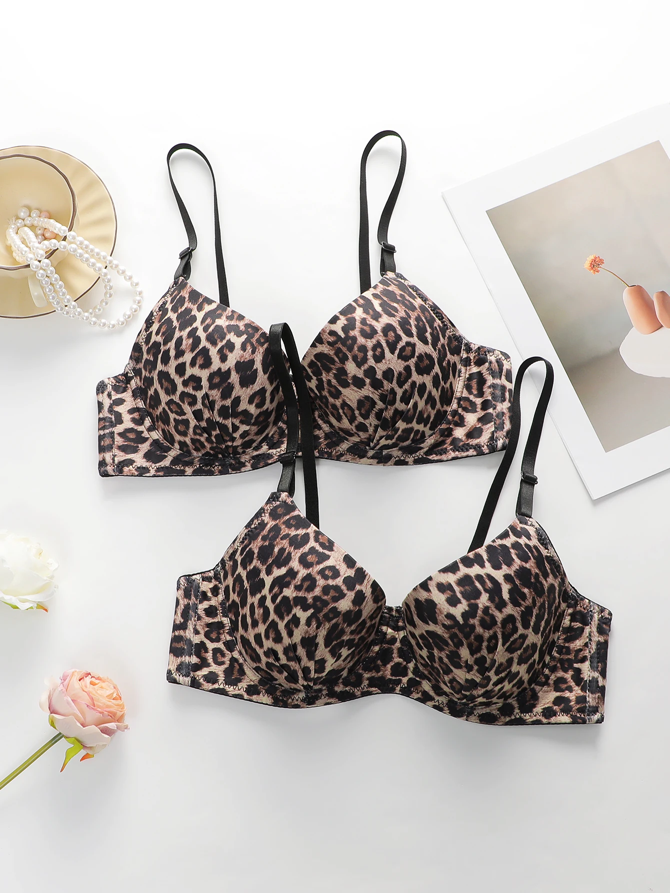 Hot Selling Women\'s Sexy Leopard Print 2-Piece Bra Gathering Pull Up Underwear Four Seasons Bra 2024 New Product B6042