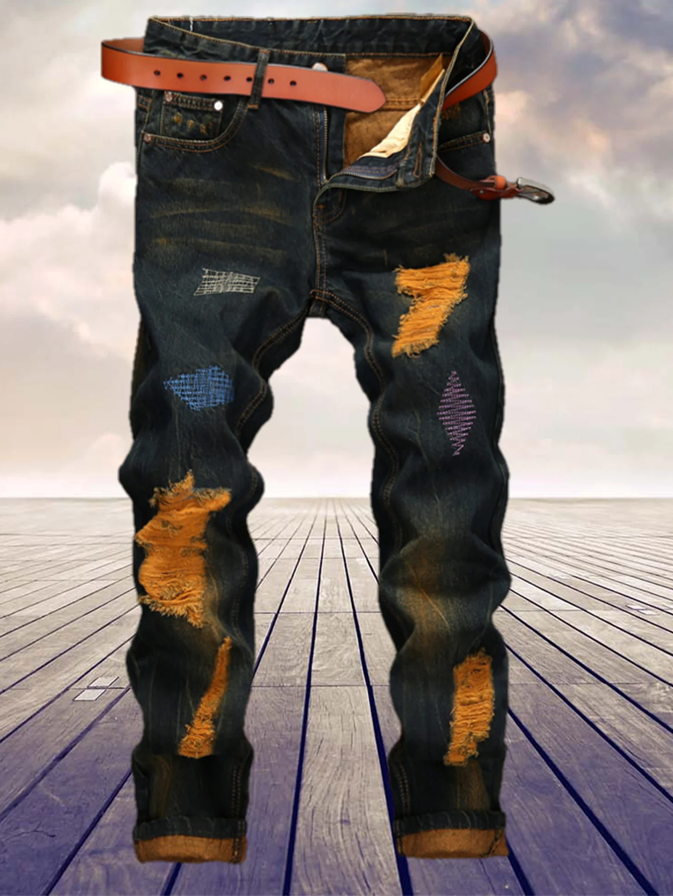

American retro personality makes old men's straight jeans