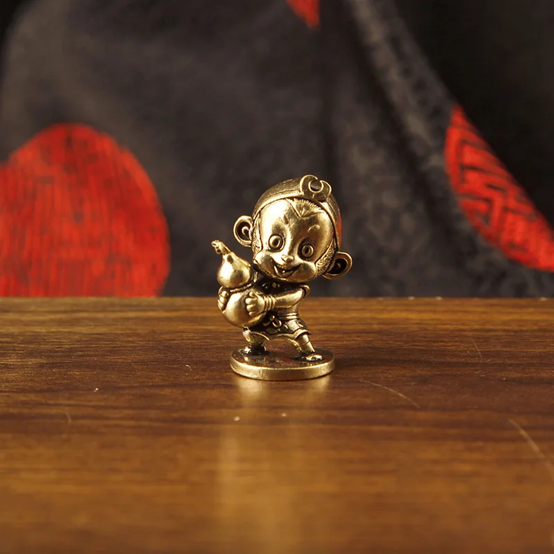 1 piece of brass retro cartoon style Sun Wukong ornaments Monkey King desktop decoration copper ornaments