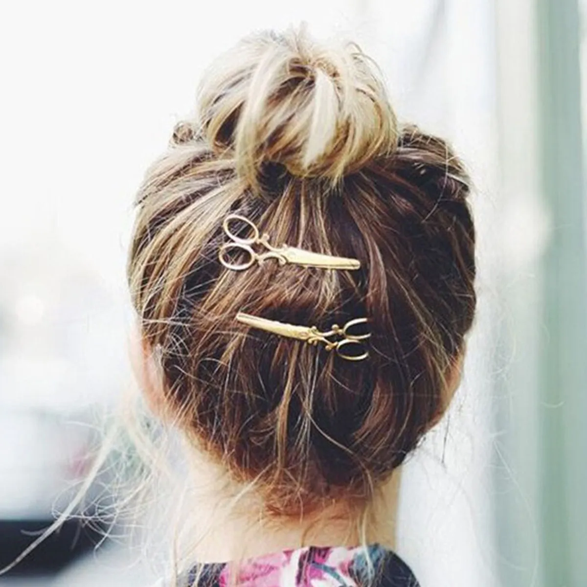 

2Pcs Scissors Hairpin Exquisite Craftsmanship Glossy Design Functional Headpiece Decorative Clip for Daily Wear Banquet