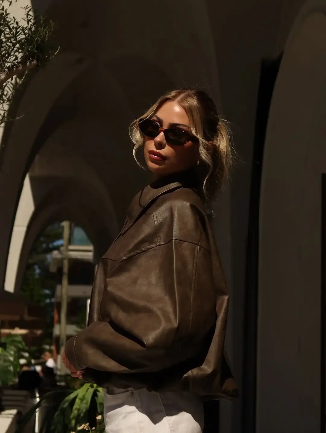 Fashion Women Leather Short Jacket Chic Lapel Zipper Pocket Loose Outerwear 2025 Casual New Lady Autumn Daily High Street Jacket