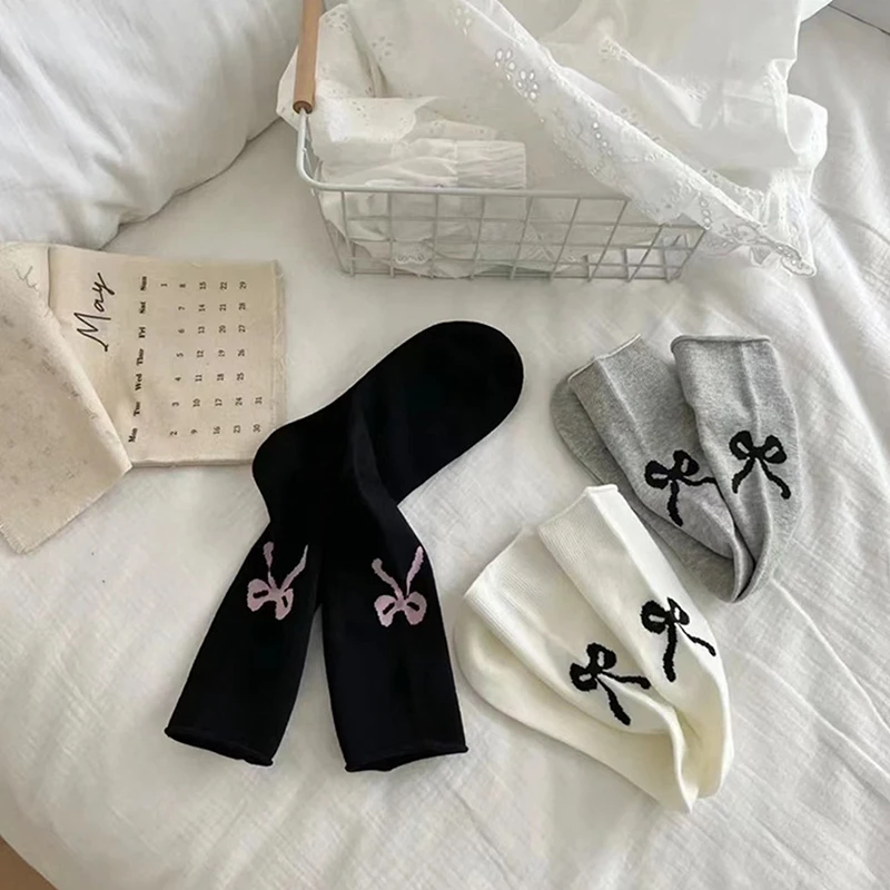 Fashion Socks For Women New Japanese Style Casual Simple White Cute Socks Trendy Bow Sweet Girls Short Socks Breathable