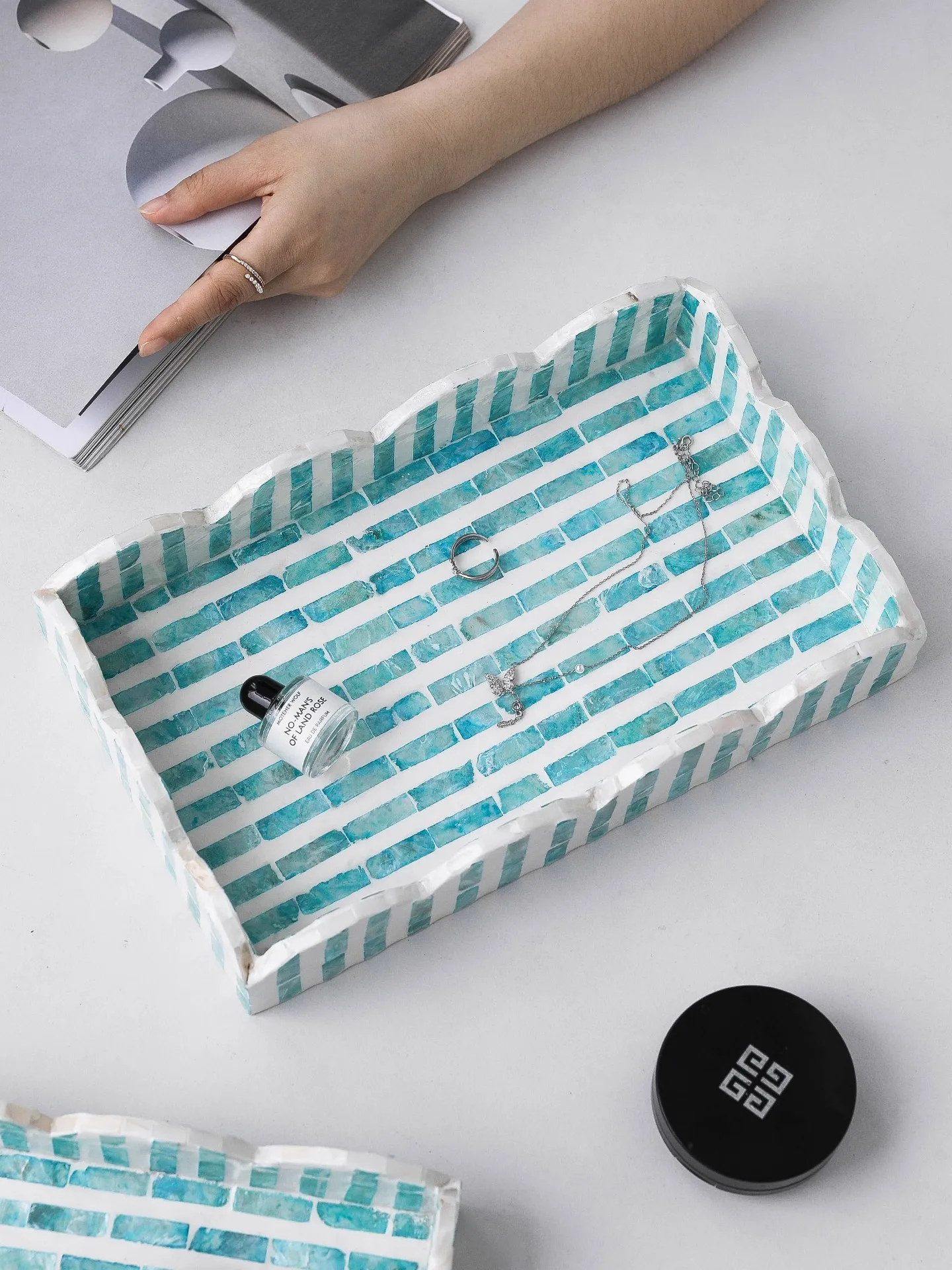 

Advanced Sense Creativity Design Shell Storage Pallet European Style Modern Household Use Decoration Jewelry Necklace Pallet
