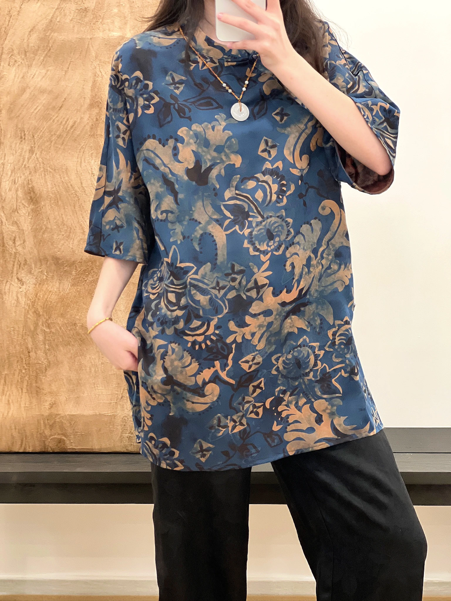 

00% Silk Red Cloud a Qinghua Porcelain oulder Drop Sve Side Button Stand Collar Ode Mid-Length Women's Top