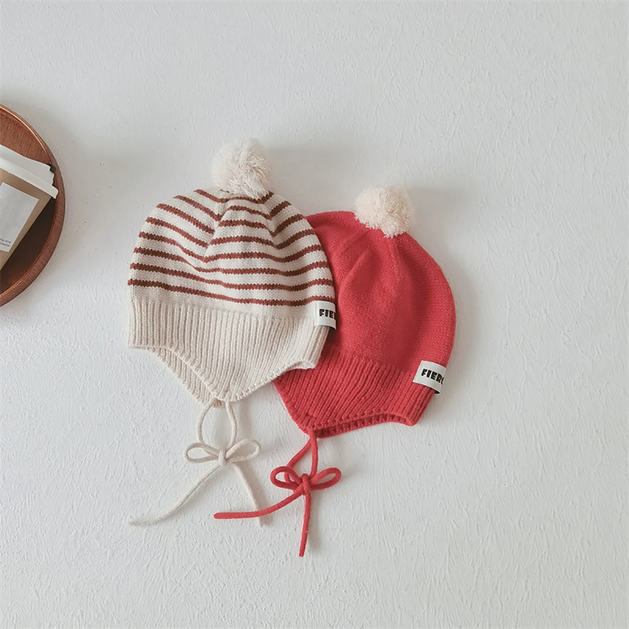 Mode Gestreiften Kinder Ohr Schutz Hut Einfarbig Woolen Stricken Hut 2-6Year Kinder Winter Warme Pullover Kappe Plüsch Ball mützen – Detail 4
