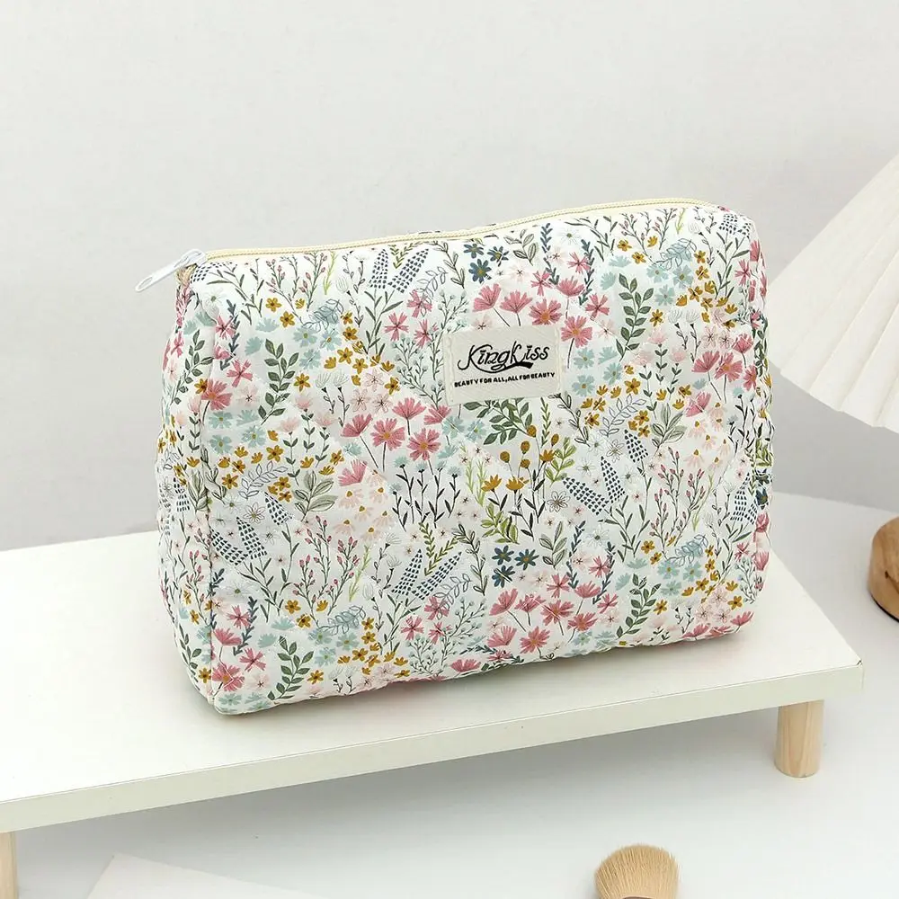 Cotton Floral Print Quilted Makeup Bag Handheld Multiple Sizes Leopard Print Cosmetic Bag Multi-functional Handbag Travel