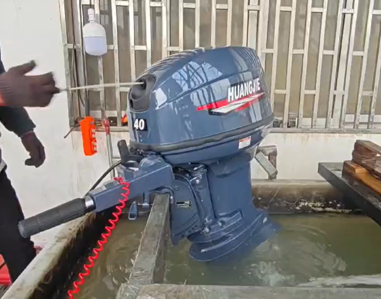 

Boat Motor 2 Stroke 40HP Outboard Engine Huangjie Brand Motor fuera de borda Buitenboordmotor Boat Engine 40 hp