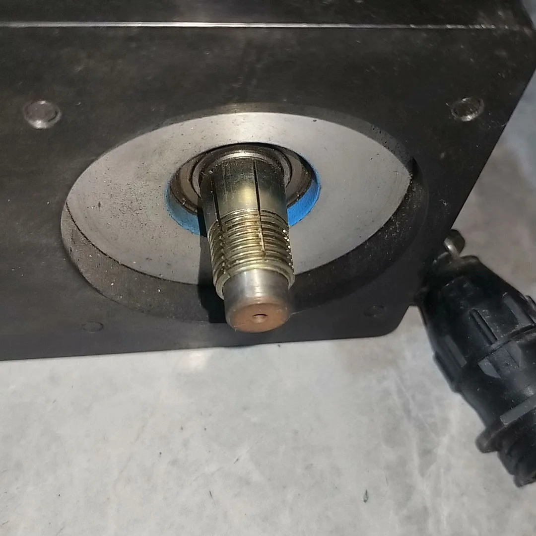 محرك سيرفو H-348-H-0802 مستعمل بحالة جيدة #2