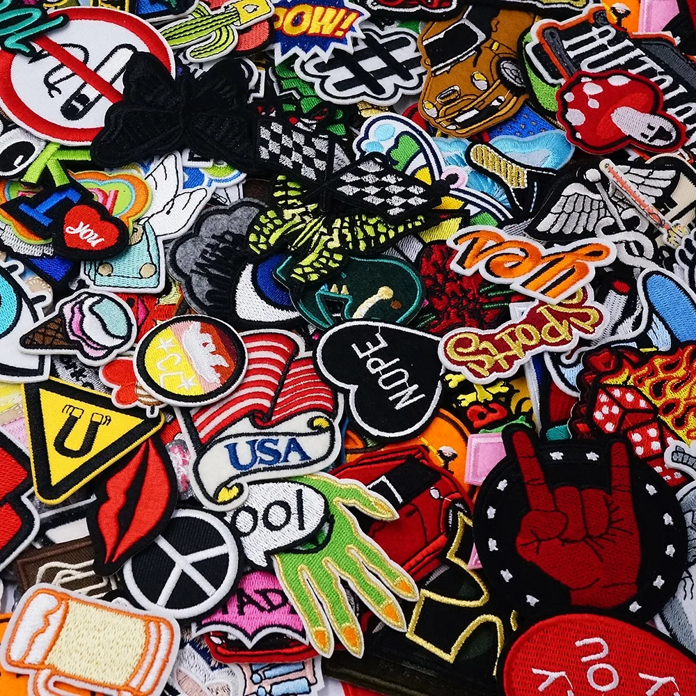 100Pcs/Lot Random Mix Iron on Patch for Clothing Decoration Embroidery Applique Ironing Sewing Supplies Decorative Patches Badge