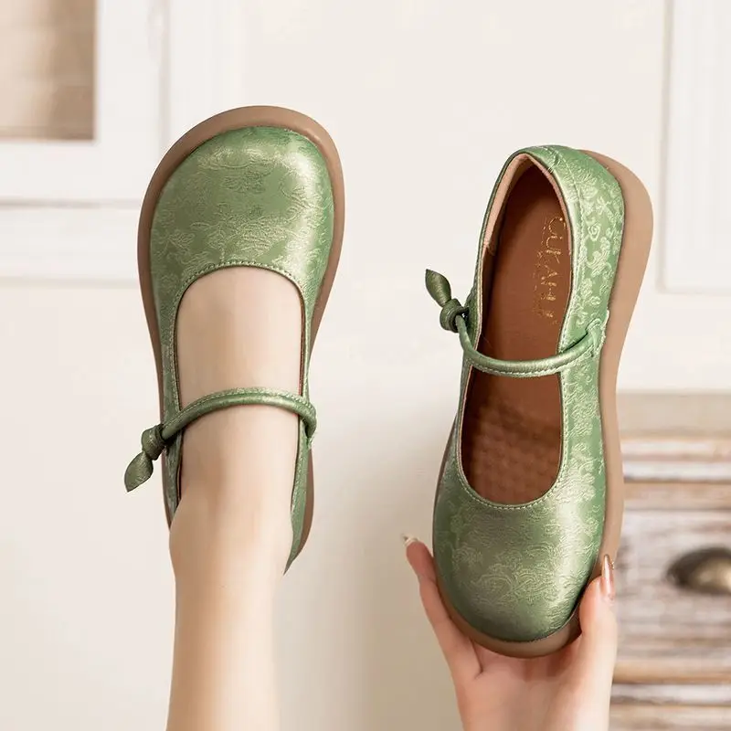 2024 New green mary jane flats women\'s wide toe shoes ladies soft loafers split leather shallow shoes mom nurse flats woman