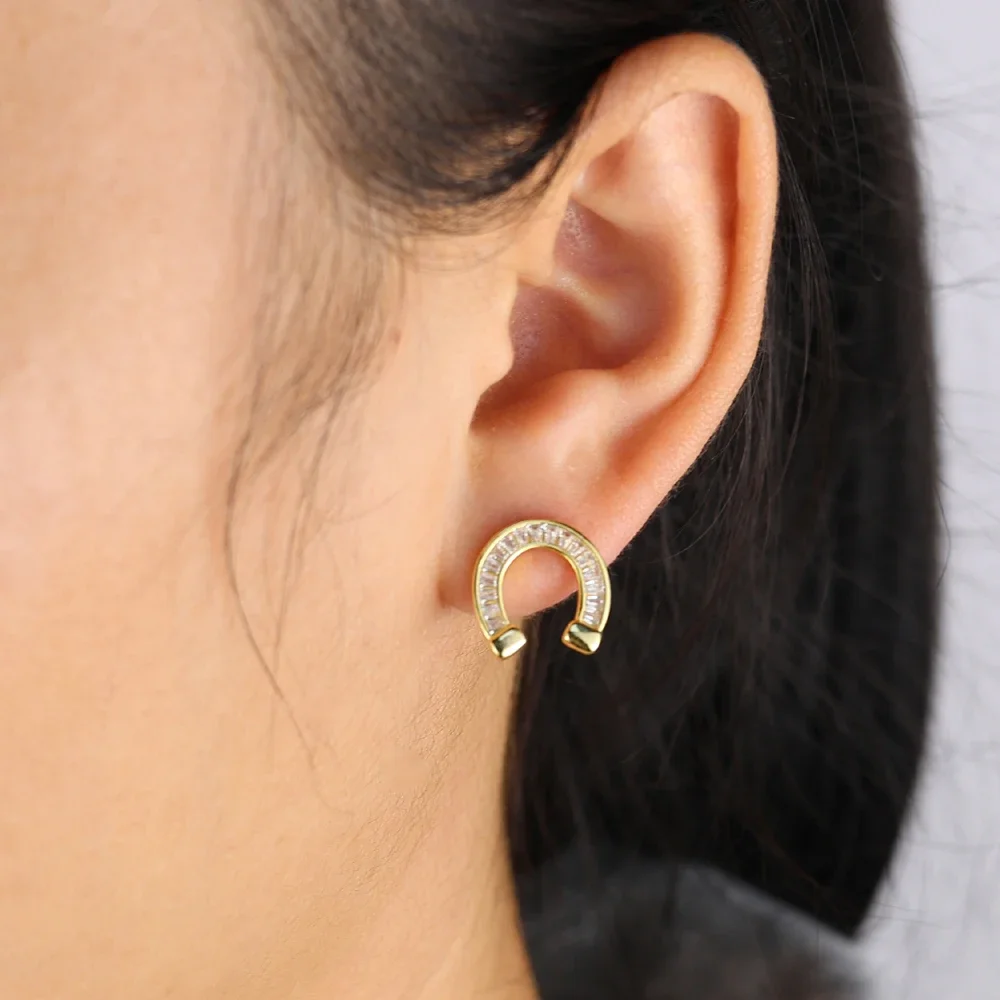 2025 NEW Fashion 925 Sterling Silver Color Mini Bling CZ Paved Snaffle Bit Shape Stud Earring  Horse Shaped Jewelry