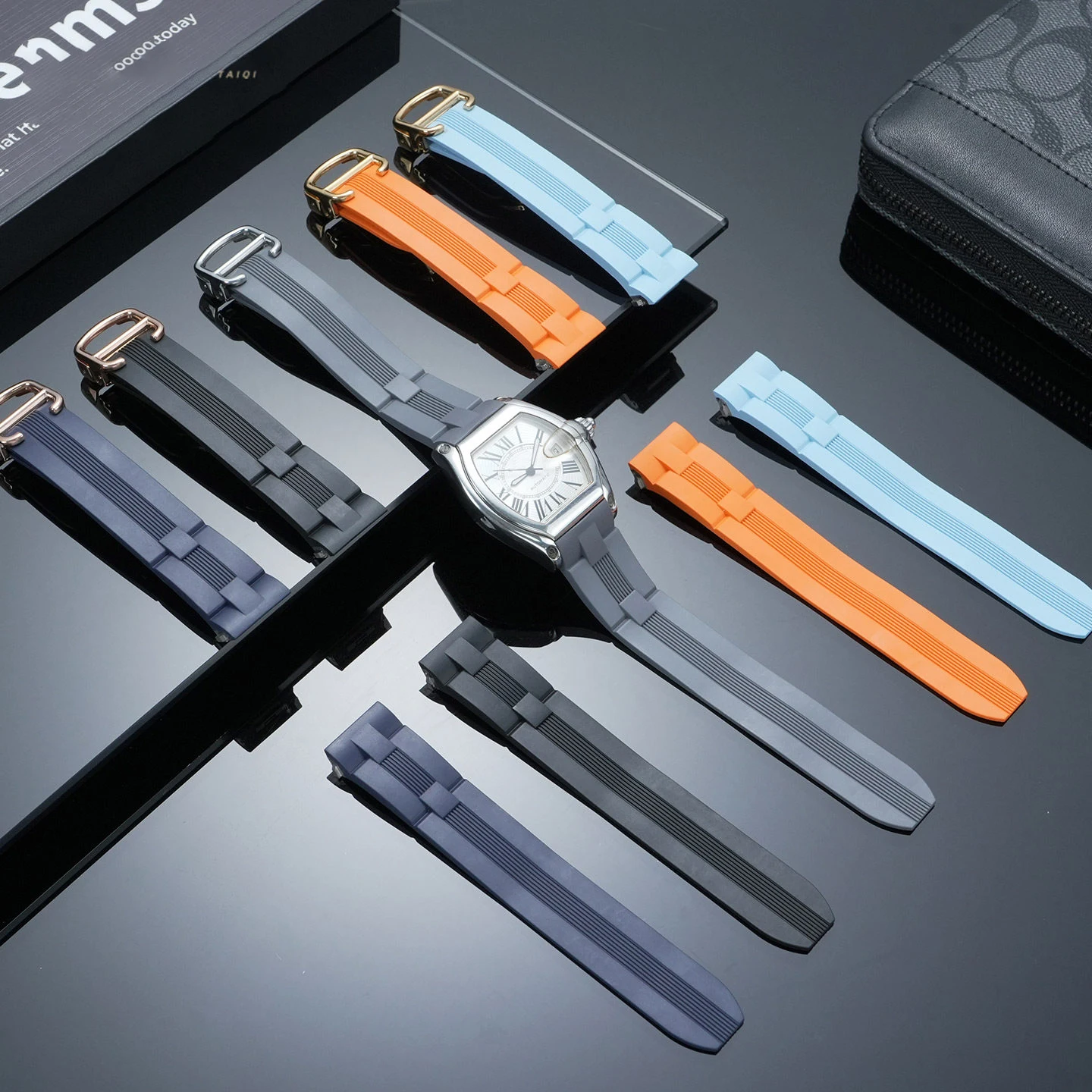 

Fluorine rubber watch strap 19mm for Cartier Roadster sports car strap quick release W6206018 fluorine rubber wristband bracelet