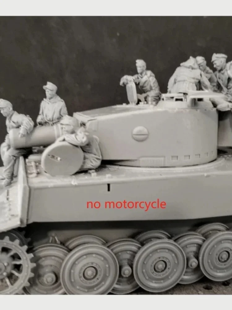 1/35 Resin Model Figure GK Unassembled Unpainted Kit for Collectors And Hobbyists