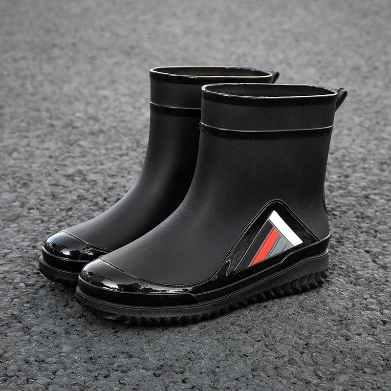 New Men's Rain Boots Fashionable Waterproof Shoes Outdoor Travel Fishing Non-slip Rain boots Mid-calf Comfortable Rubber Shoes