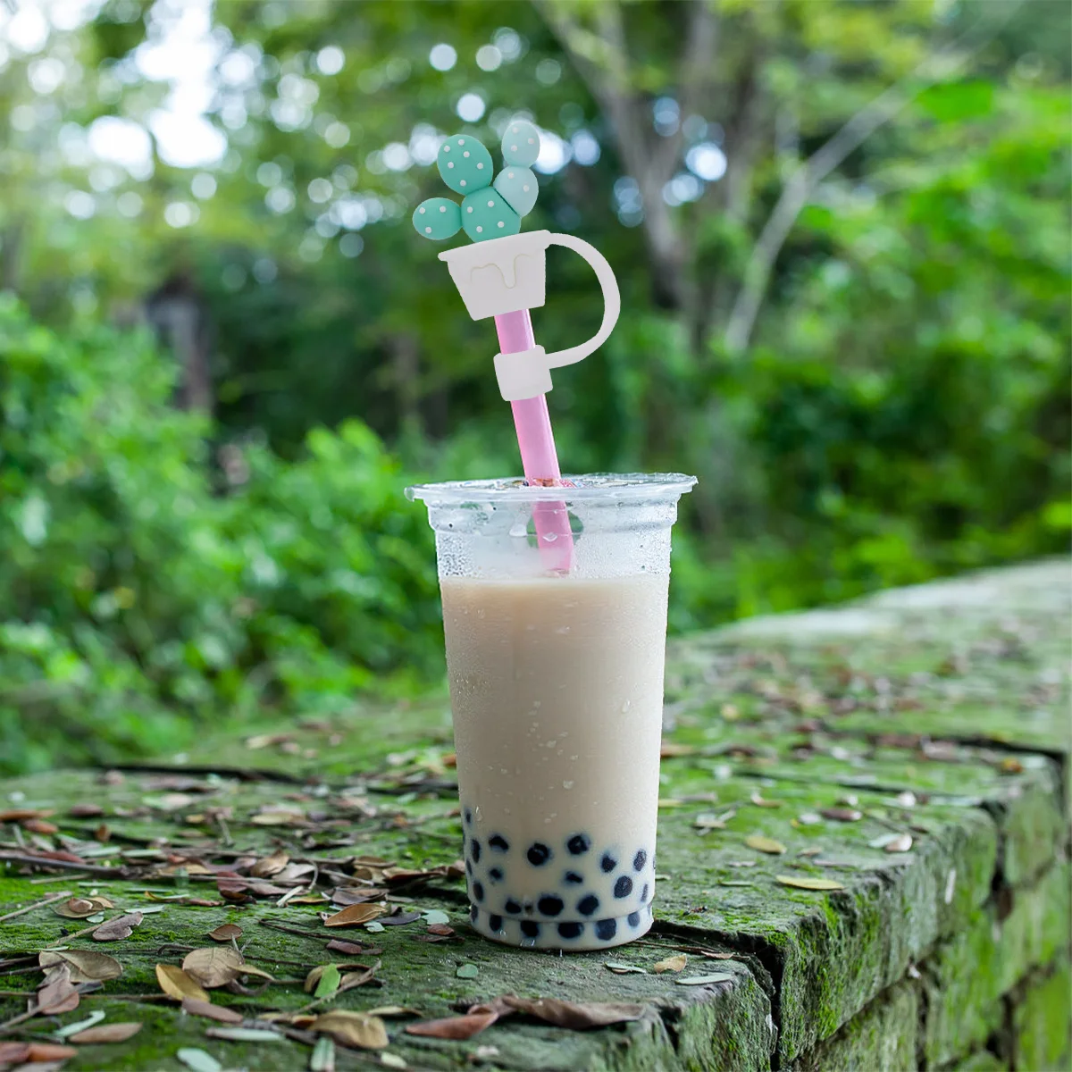 

2Pcs Straw Dust Plug Silicone Drinking Straw Cover Leakproof Protective Cap Cute Cartoon Style for Outdoor Use