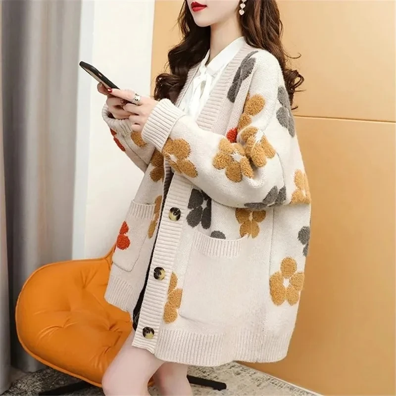 

Autumn Winter New Arrival from Mainland China Sweet Knitted Sweater Jacket Women's Style V-Neck Casual Lazy Fashion Fresh