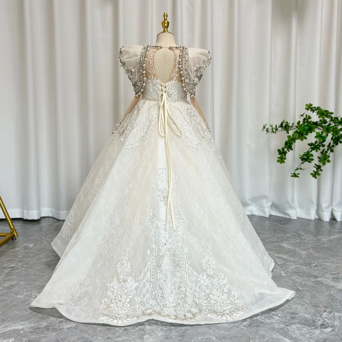 Jill Wish Luxury White Girl Dress Beaded Pearls Dubai Kids Princess Birthday Wedding Party First Communion Long Gown 2024 J049