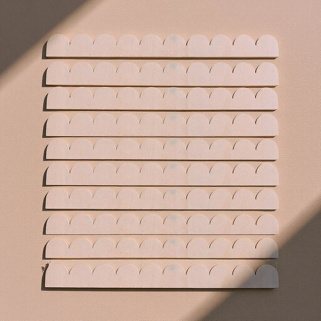 

12Pcs Scalloped Wood Border Trim Unfinished Decorative Edge for DIY Wall Shelf Cabinet Door Frames Decoration DIY Edge Moulding