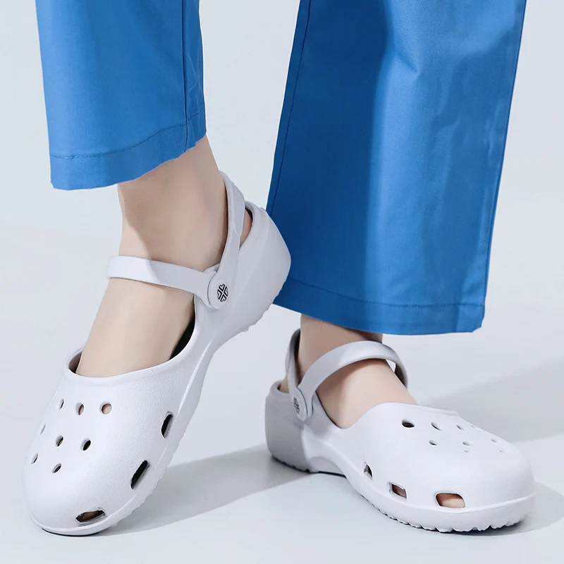 أحذية Croc النسائية الصيفية ذات اللون الصلب خفيفة الوزن سريعة الجفاف، صنادل عالمية للرجال والنساء، صنادل نزهة الشاطئ للمكتب