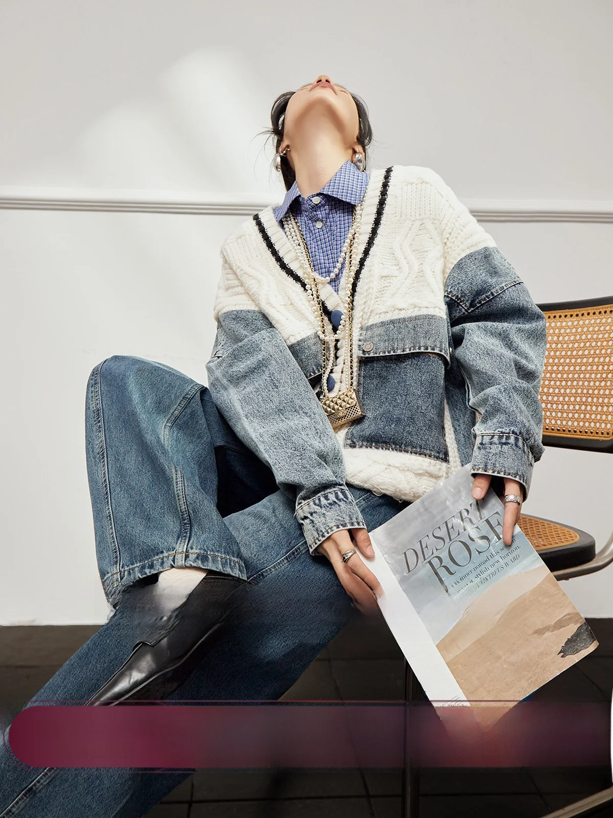 

Женский вязаный кардиган U×LAB из денима цвета туманно-голубого, весна 2025, винтажный дизайн с пэчворком, свободный крой, длинный рукав