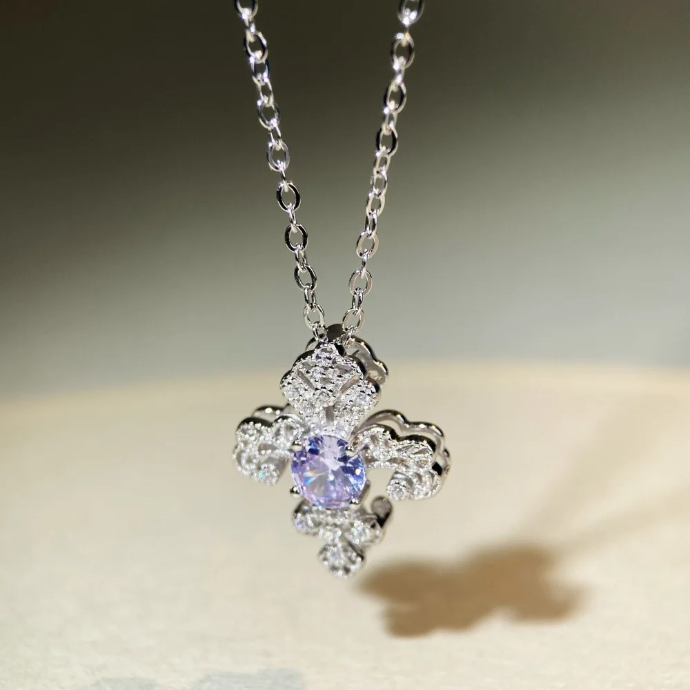 PT950 Platinum Iris Flower Necklace for Women - Small-scale, Vintage, Versatile Pure Silver Collar Chain with Hollowedout Purple