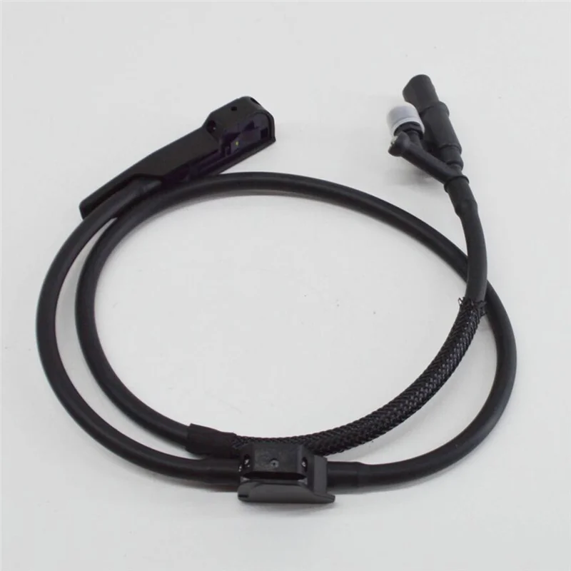 

A04E-1Pair Car Front Windshield Windscreen Washer Nozzle Jet Hose 2219081 32219082 For Volvo XC90 2016-2020 Heated Nozzle