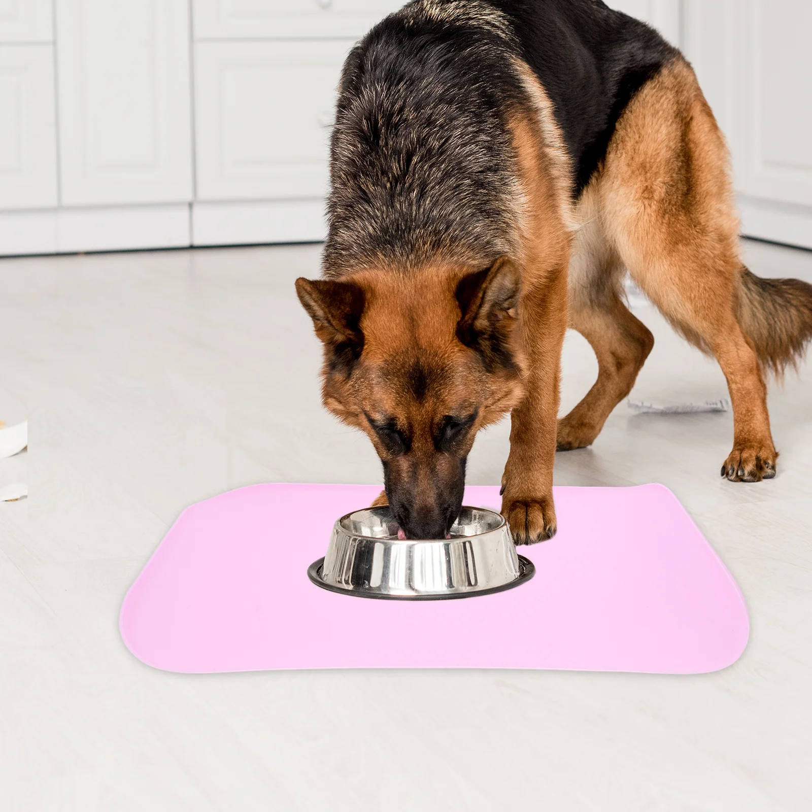 防水ペット用給餌マット シリコン製 犬猫用ボウルマット 漏れ防止 再利用可能 こぼれ防止 ペット用プレースマット 犬用リフトアップ付き