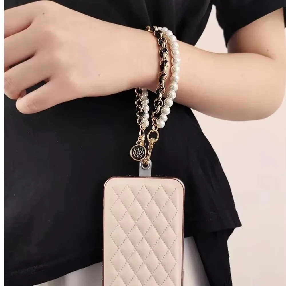 

26cm Phone Lanyard Camellia Metal Key Chain Cell Phone Strap Rope Pendant Leather Pearl Mobile Phone Charm Bracelet Chain