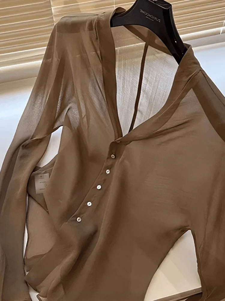 Повседневная женская верхняя одежда Long Sve Pure Color irt Faion для похудения Sli Commute Sle Button Detail Regular Fit irt