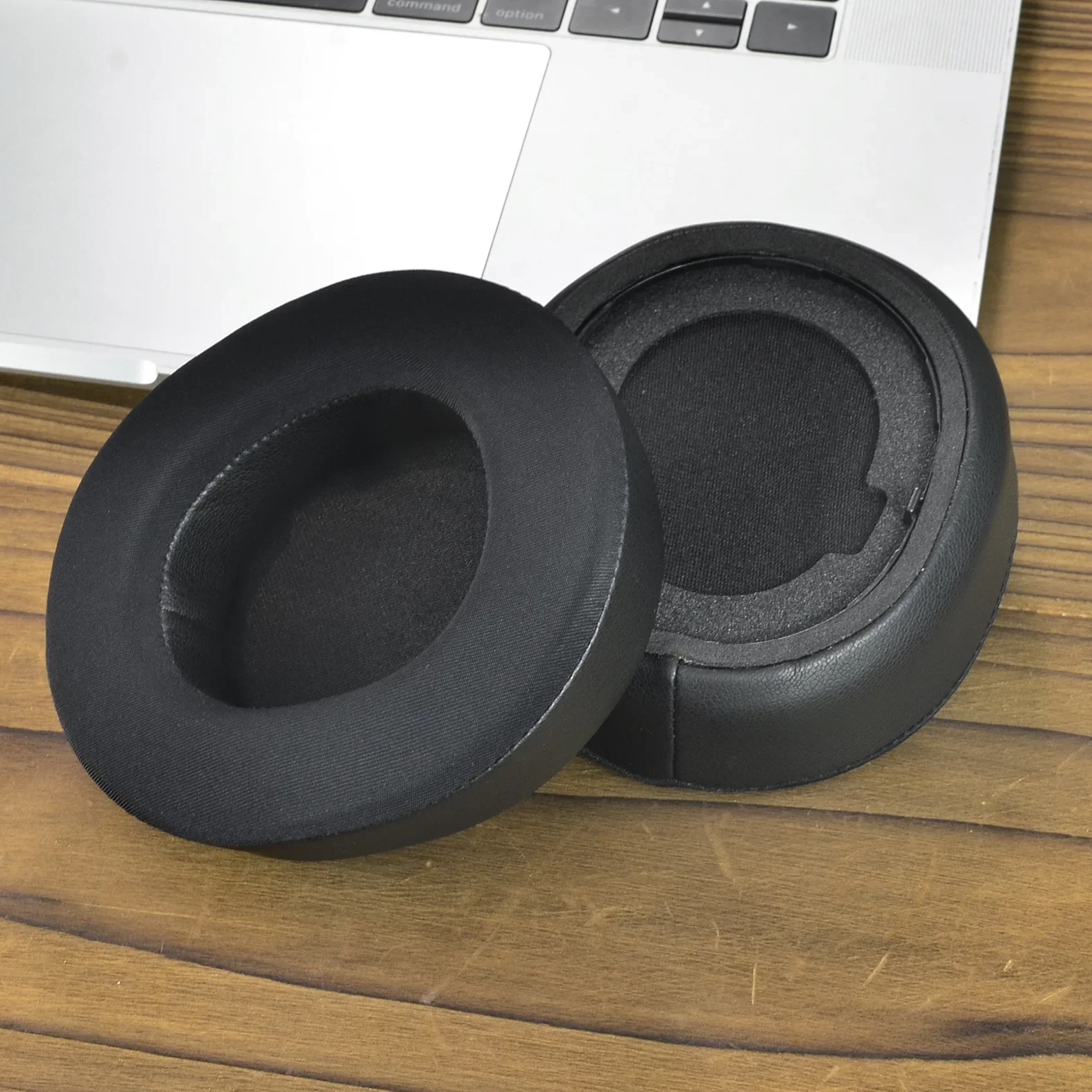 

Replacement Ice Gel ear pads For SteelSeries Arctis Nova Pro ,Nova 7, 3, 1 Repair and replace parts with a comfortable wearing ，