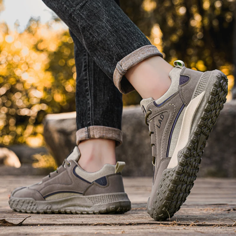 Casual shoes outdoor labor protection shoes anti-slip and wear-resistant sports shoes