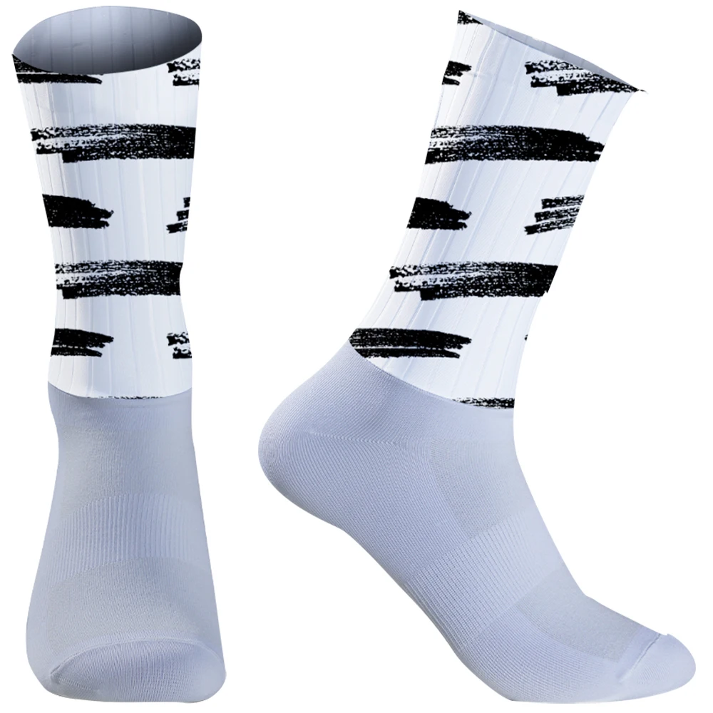 

2025 Новые городские велосипедные носки для поездок на работу, модные и универсальные + невидимые противоскользящие