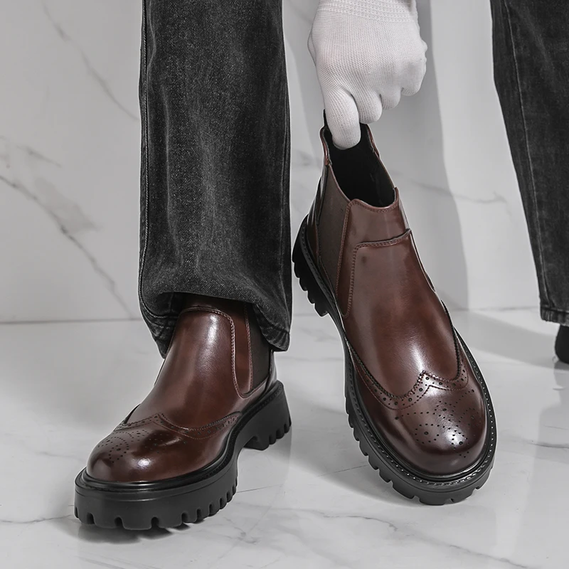 

Мужские ботинки на толстой подошве, джентльменские ретро, британский стиль, модные, деловые, повседневные, для работы на открытом воздухе, модные уличные, 38-46, черные, коричневые
