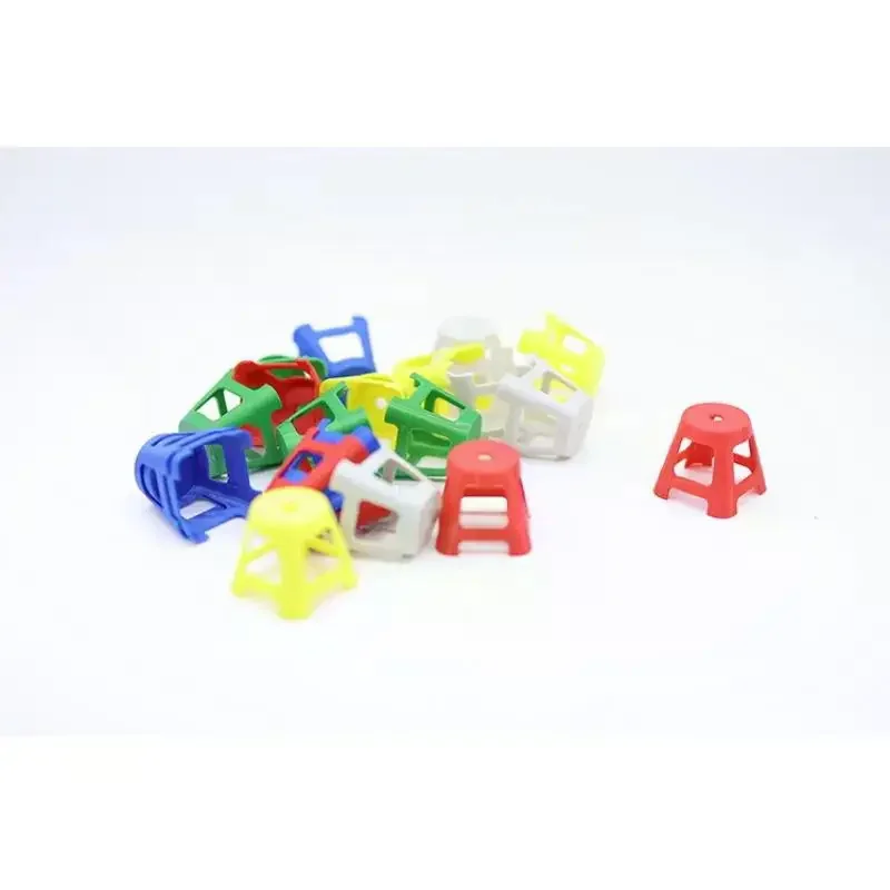 5 pièces Simulation Mini tabourets en plastique petites chaises modèle 1/12 ensemble de meubles de maison de poupée décor de maison de poupées semblant jouer jouet pour les enfants