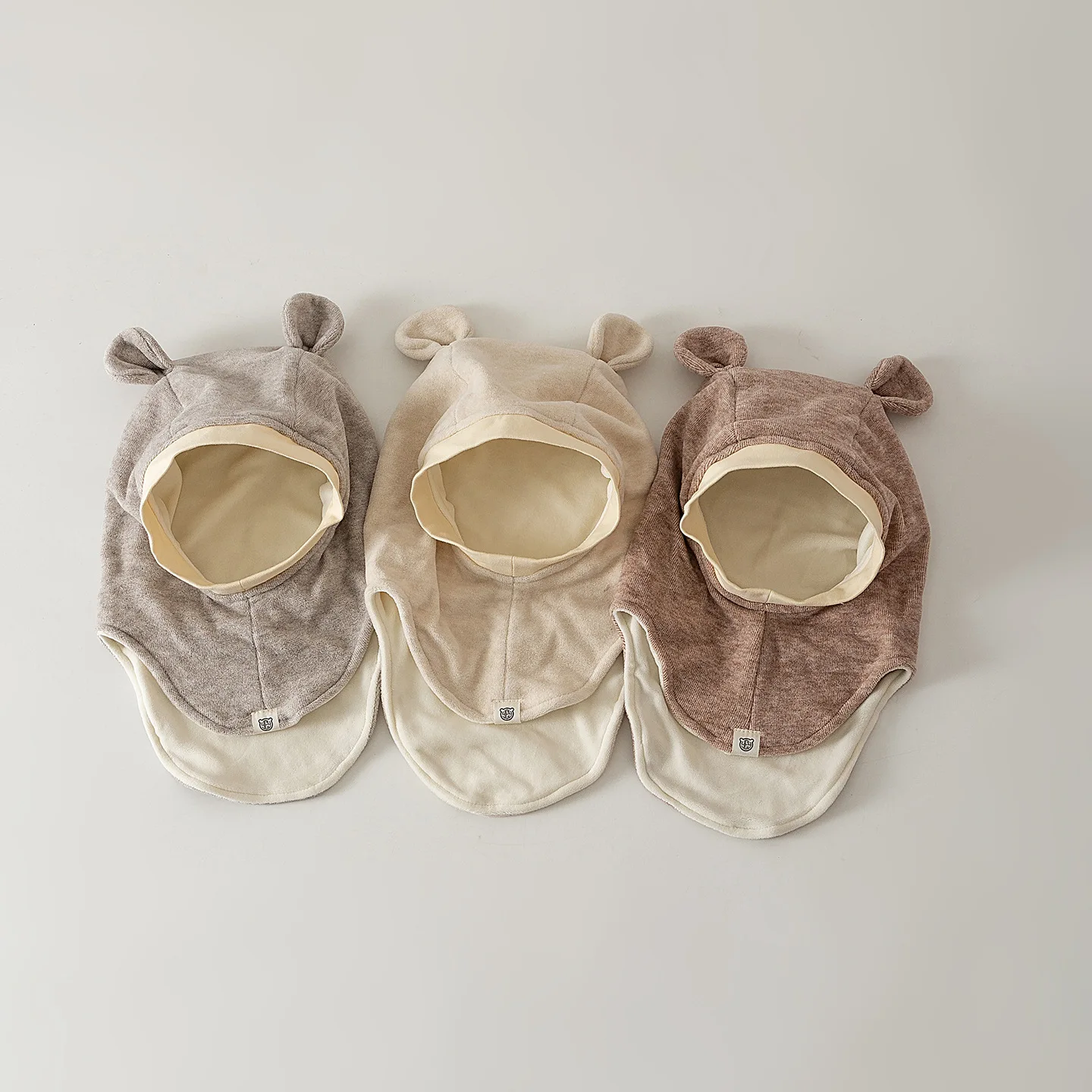 

Winter Cartoon Bear Ear Baby One-Piece Hat Kids Warm Ear Protection Cap for Boy Girl Windproof Hood Beanies Plush Balaclava Hat