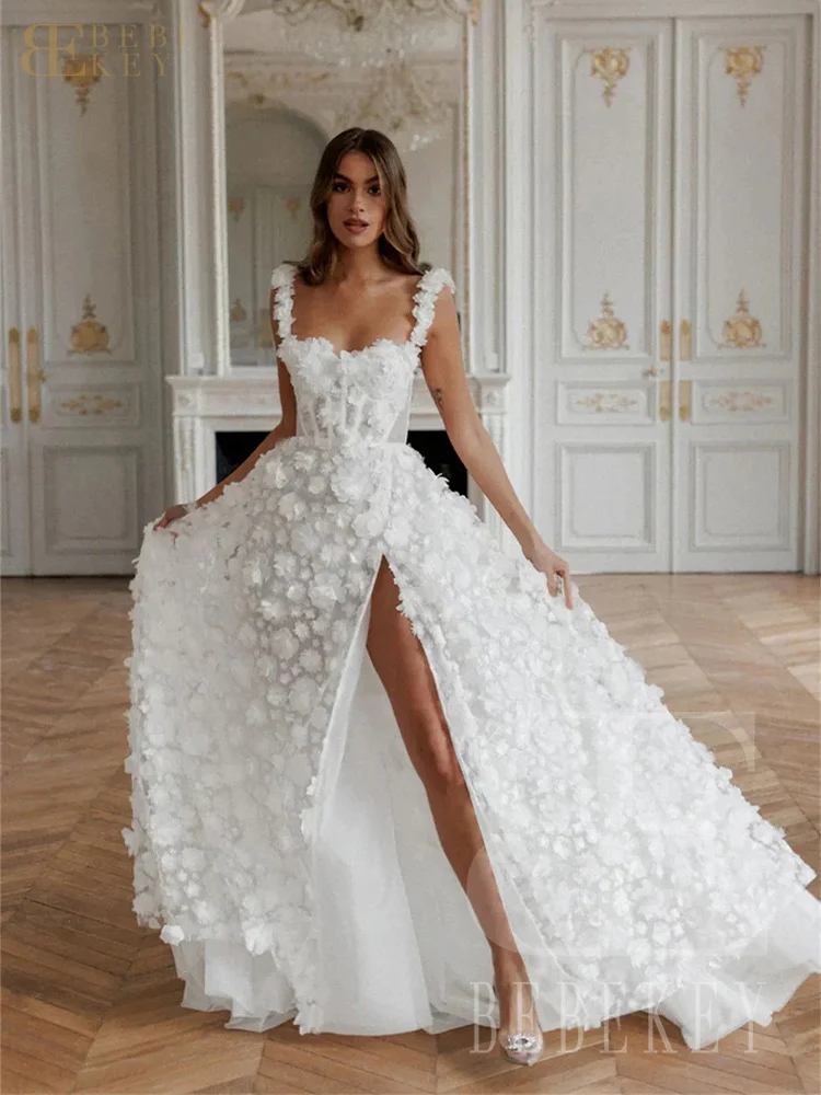 BEBEKEY Abito da sposa personalizzato Arabia Saudita Fiore 3D Abito da sposa Senza spalline Una linea Abiti da festa formali Robe