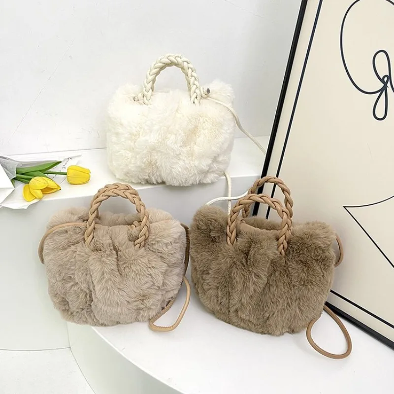 

Versatile Women's Crossbody Bag Handbags Shoulder Bag In Premium Leather By Popular Famous Designer