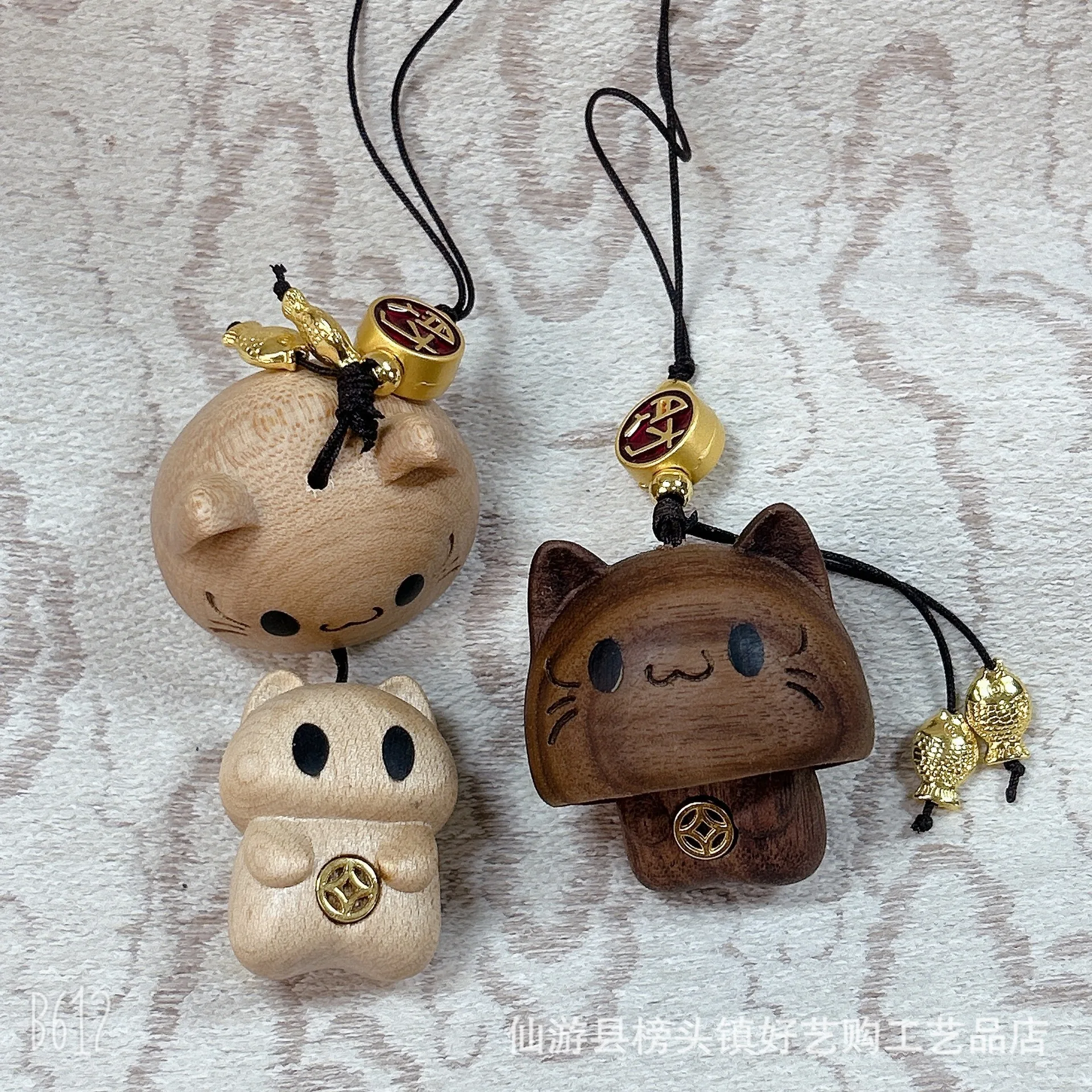 Beech Wood Hide‑and‑Seek Cat Figurine Solid Wood Carving Viral Phone Chain Cute Cartoon Coin Cat Healing Desktop Craft Gift