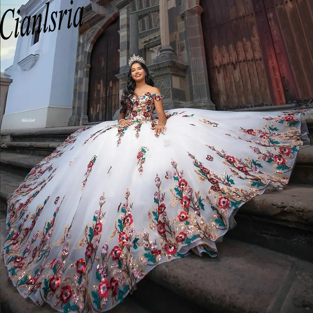 Vestido De baile De princesa con hombros descubiertos para quinceañera, vestido blanco con apliques De lentejuelas De colores, corsé De encaje, 15 Años