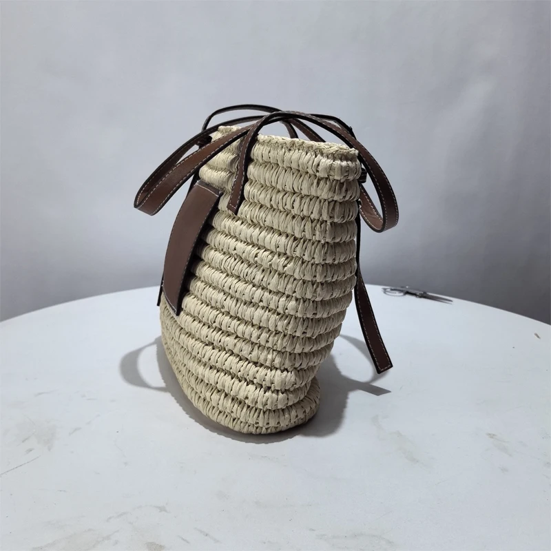 Women\'s Bag 2024 Summer New Style Casual Vacation Large-capacity Retro One-shoulder Portable Commuting Woven Bag