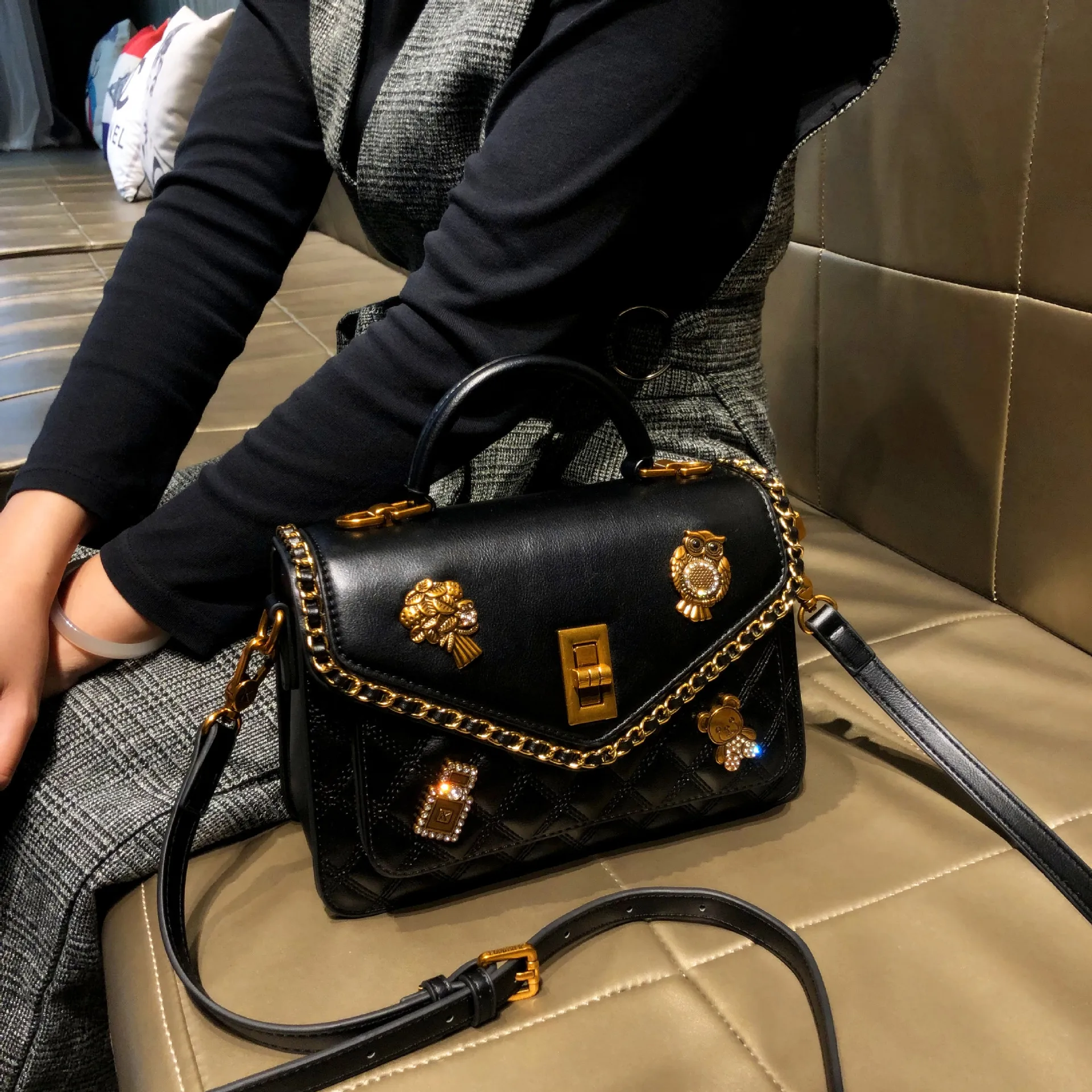 

Новая женская винтажная сумка через плечо - осенне-зимняя кожаная маленькая квадратная сумочка, модная портативная элегантность