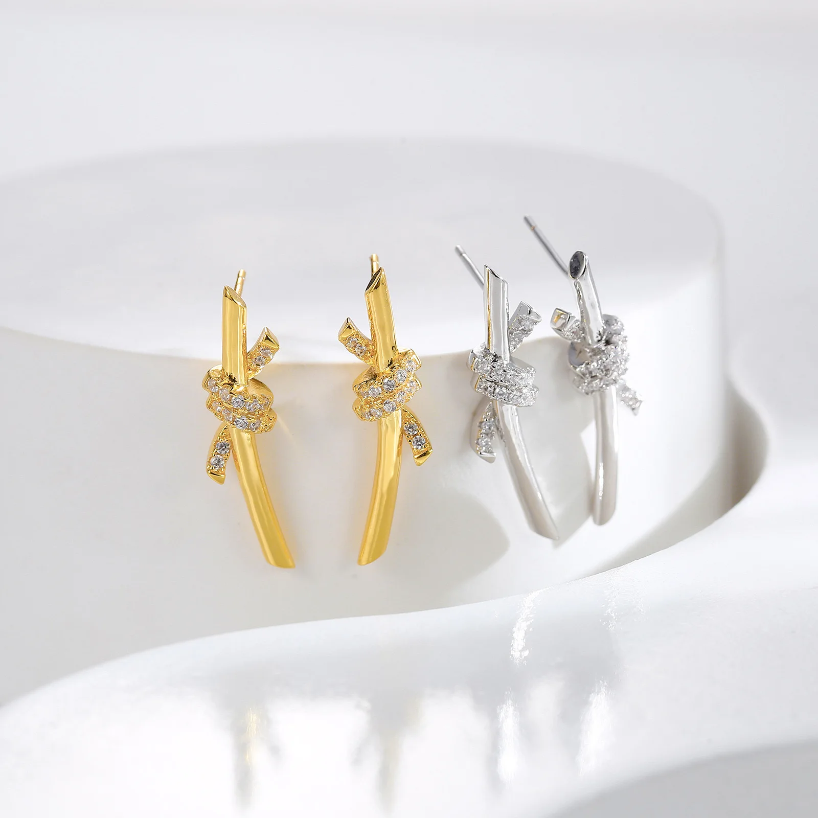 

18K Luxury Gorgeous Earrings