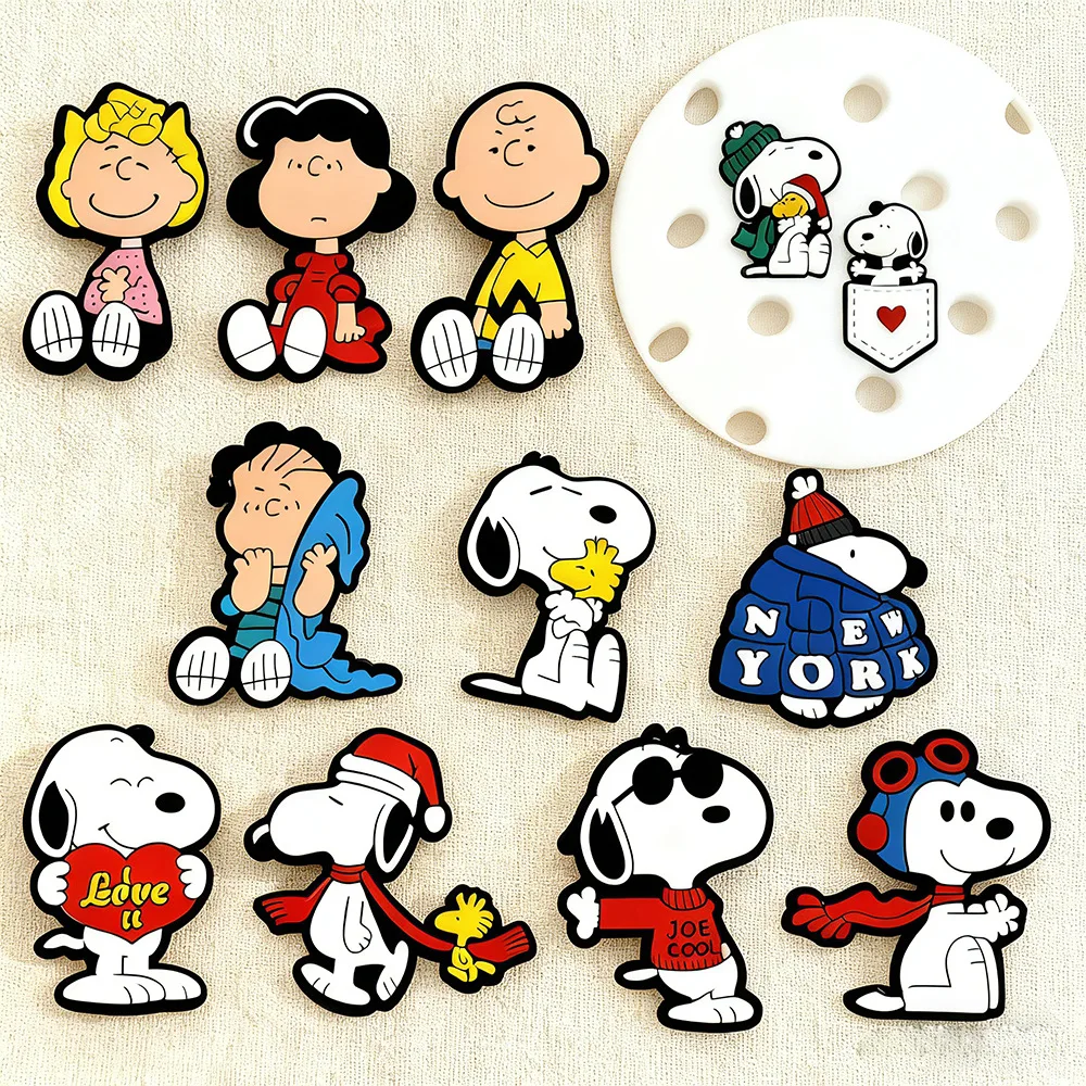Snoopy Accessories PVC Soft Rubber Decorative Buckle Shoe Charms Accessories for Crocs Sandals Y2k Fashion Toys Anime Cartoon