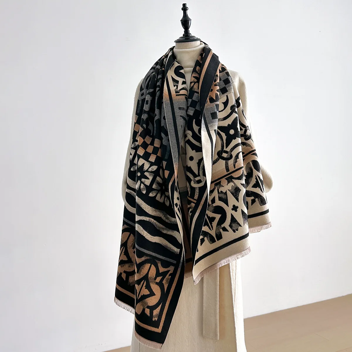 

High-quality acrylic geometric print scarf, versatile autumn and winter shawl, stylish and warm coat accessory