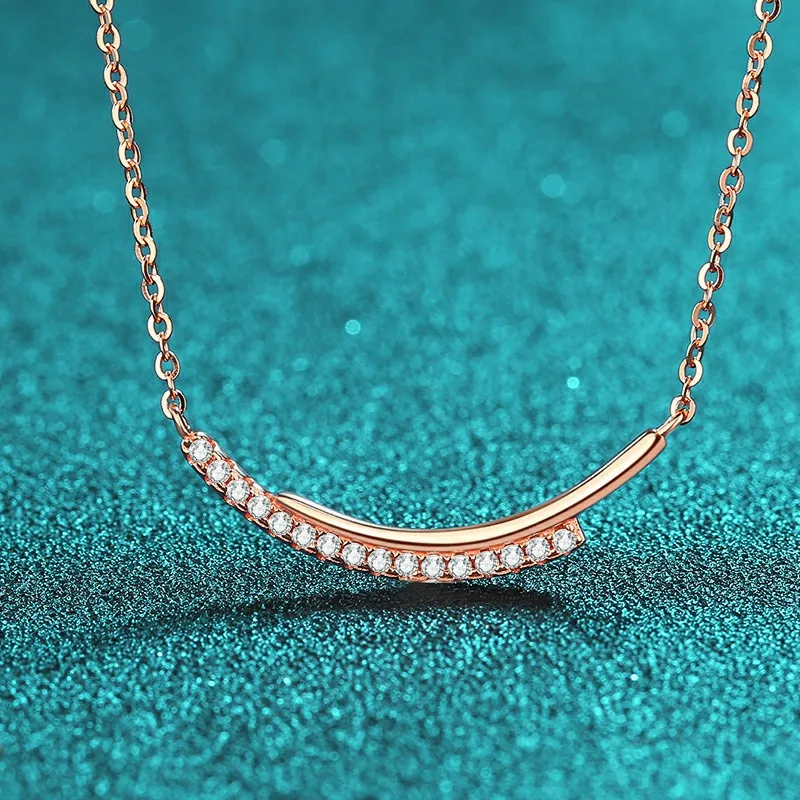 18K Moissanite Champagne Gold Necklace Women Smile Row Diamond Line Chain Simple Senior Cool Feeling