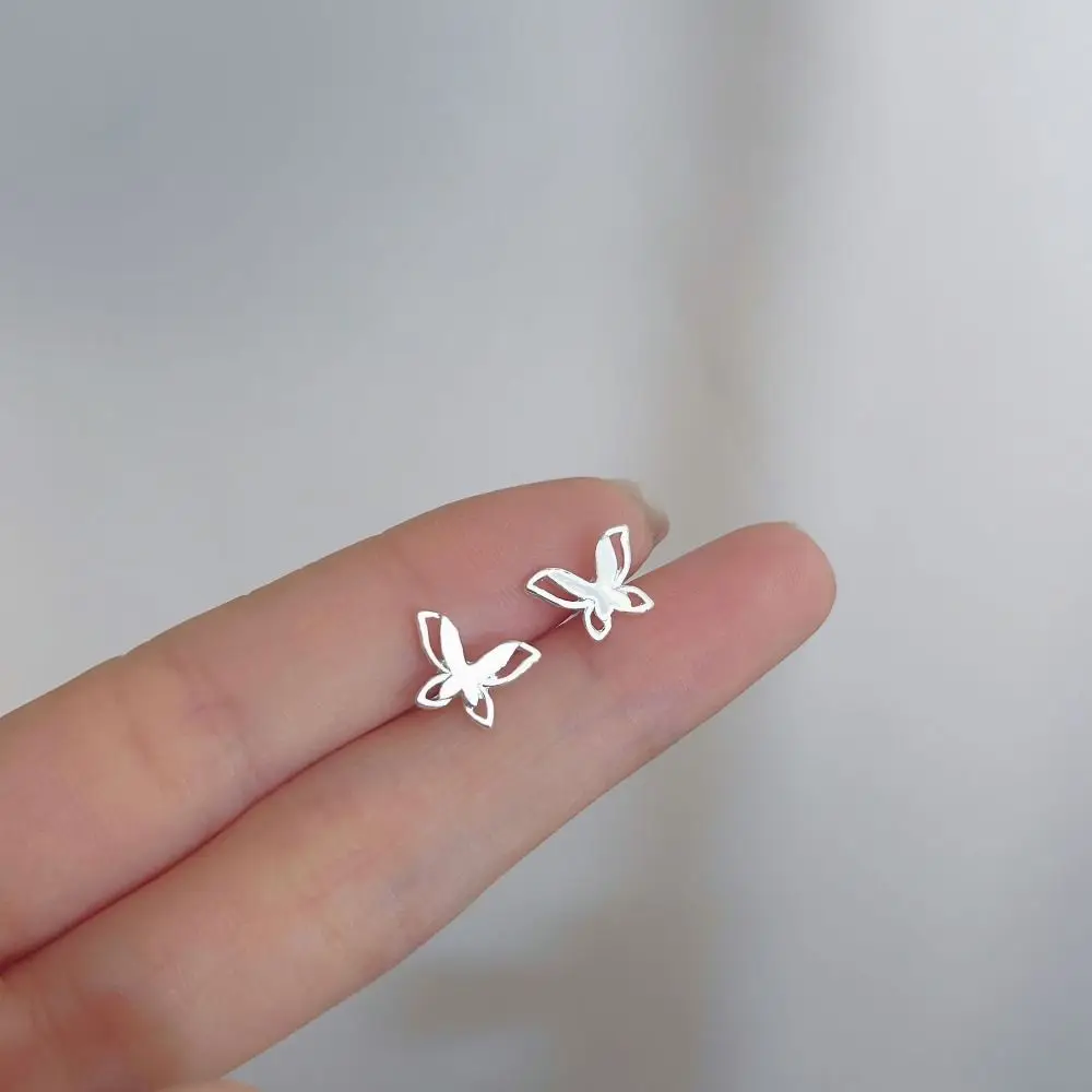 

Exquisite Love Stud Earrings Tulip Butterfly Charming Earrings Fashion Jewelry Ear Accessory Gift Women